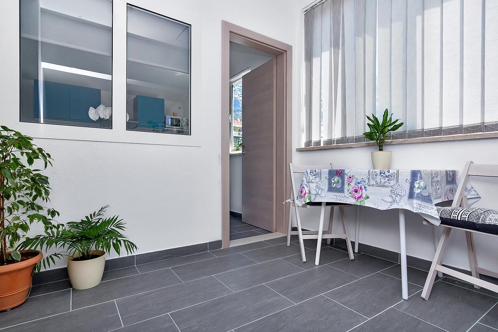 Apartmani Leona Makarska Zewnętrze zdjęcie