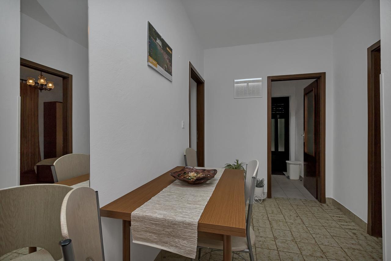 Apartmani Leona Makarska Zewnętrze zdjęcie