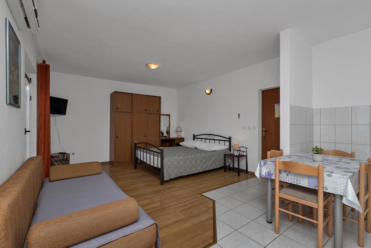 Apartmani Leona Makarska Zewnętrze zdjęcie