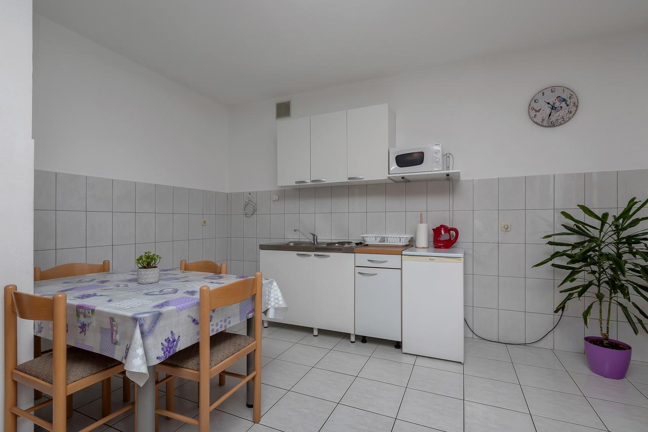 Apartmani Leona Makarska Zewnętrze zdjęcie